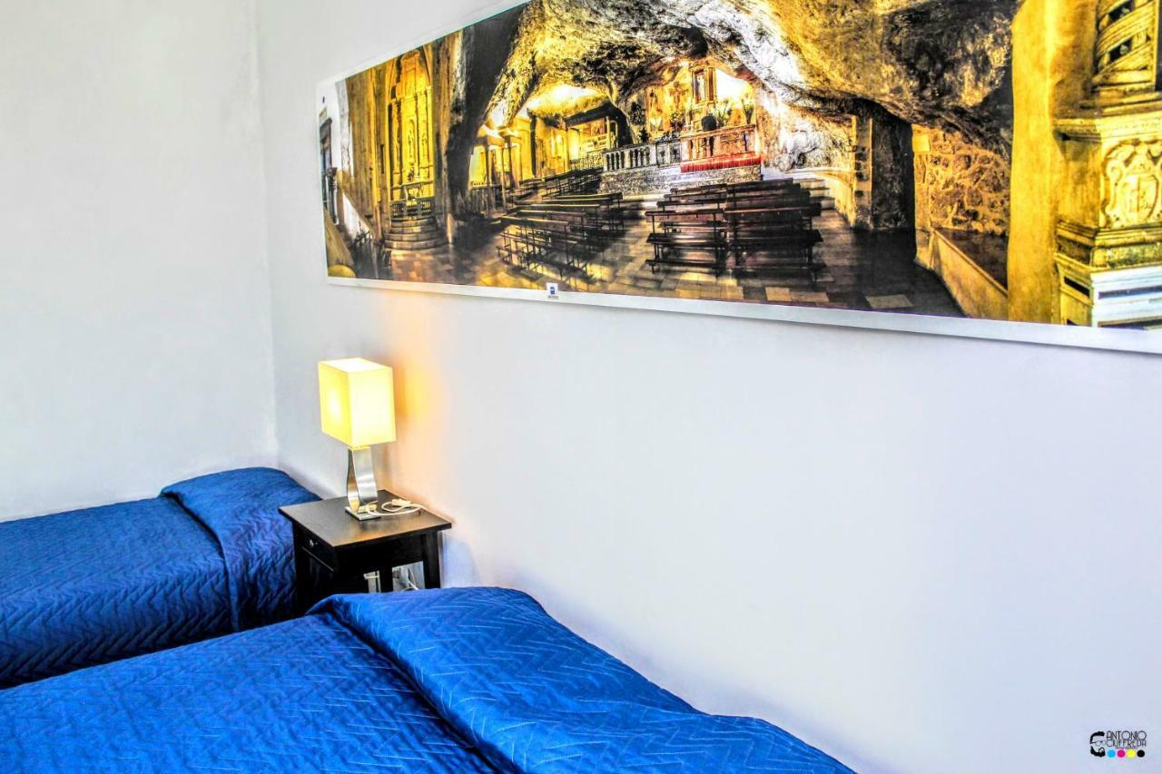 Rooms Gli Arcangeli 2 - Affitti Brevi Italia Monte SantʼAngelo Extérieur photo