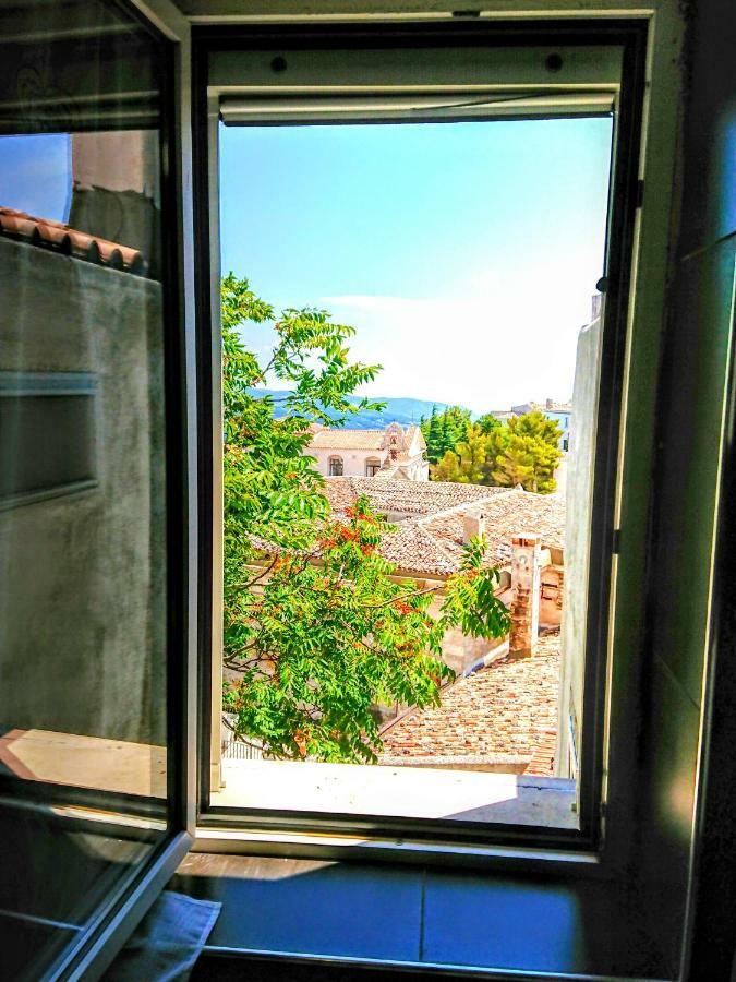 Rooms Gli Arcangeli 2 - Affitti Brevi Italia Monte SantʼAngelo Extérieur photo