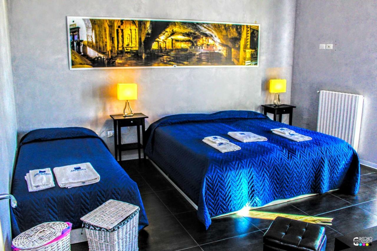 Rooms Gli Arcangeli 2 - Affitti Brevi Italia Monte SantʼAngelo Extérieur photo