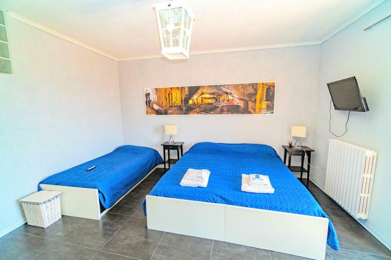 Rooms Gli Arcangeli 2 - Affitti Brevi Italia Monte SantʼAngelo Extérieur photo